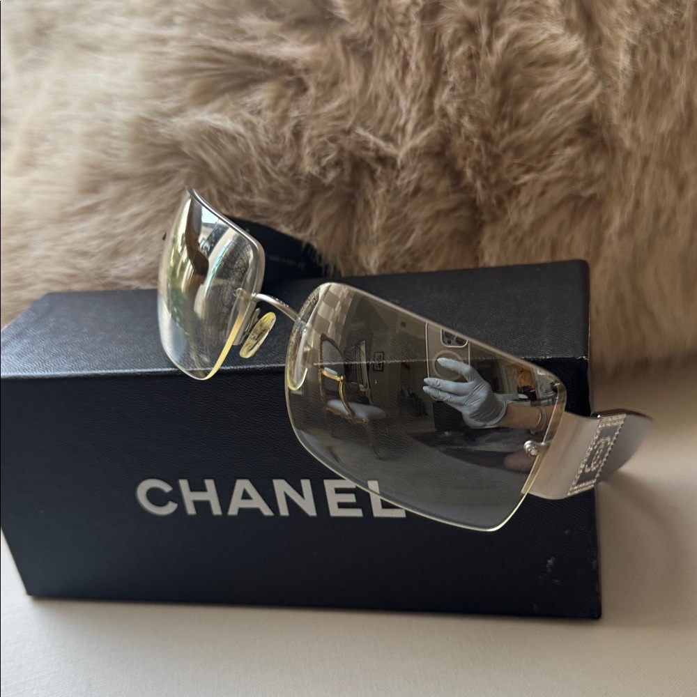 CHANEL Silver Mirror Sunglasses